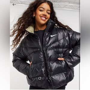 NWT Black Nike Puffer Vest